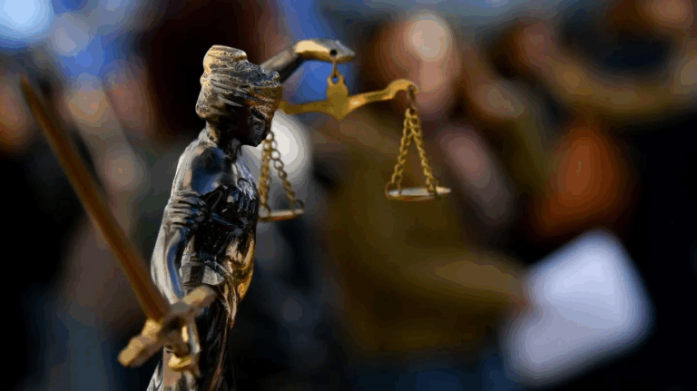 Greve dos procuradores paralisa tribunais e cancela julgamentos em todo o país