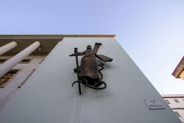 Professor julgado em Leiria por homicídio por negligência diz que alertou para falta de contrapesos nas balizas