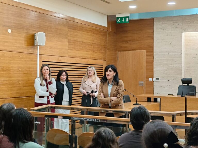 VISITA DA EXMA. SRA. DIRETORA-GERAL dA DGAJ à COMARCA dE LISBOA NORTE